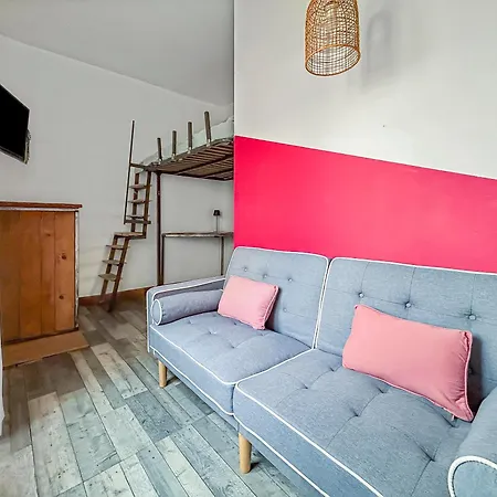 Studio Avec Terrasse Et Clim Proche Centre Apartment