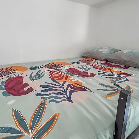 Studio Avec Terrasse Et Clim Proche Centre Apartment Carcassonne